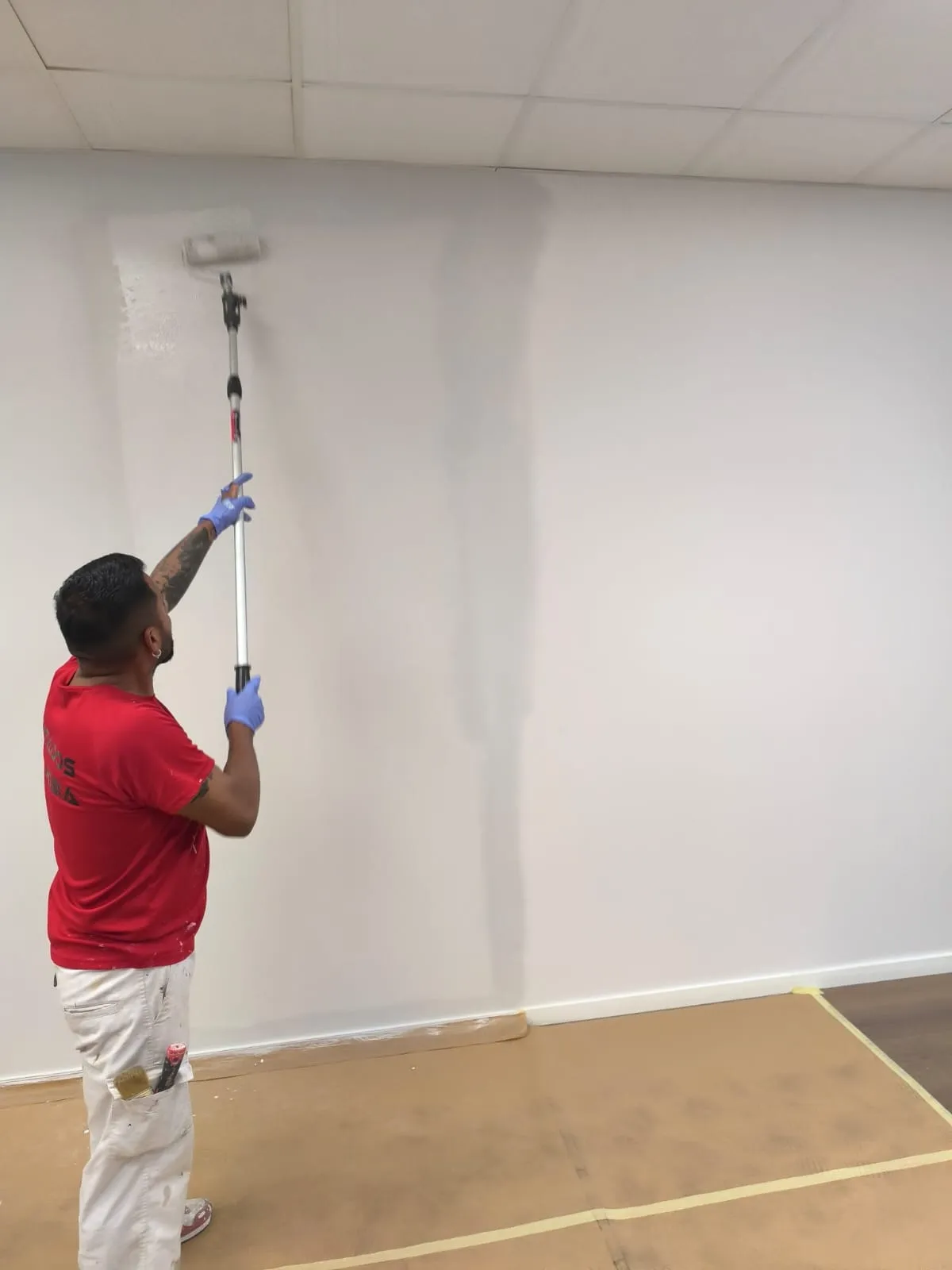 Pintura industrial aplicada en estructura metálica por empresa de pintura especializada