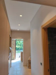 Servicios de pintura decorativa con acabados impecables